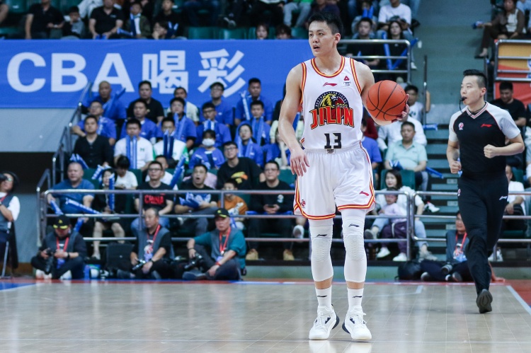 吉林队务实调整阵容，姜宇星离队成战略转型重要步骤